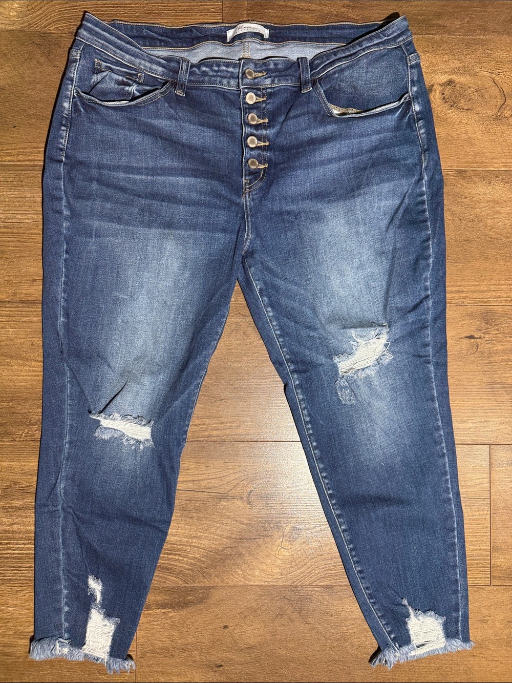KanCan Signature Women’s Distressed High Rise Jeans Dark Wash Jeans - Size 36